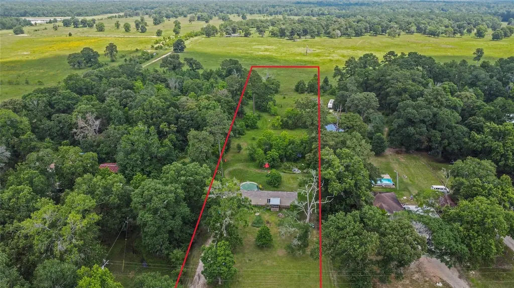 18093 Pickering Rd