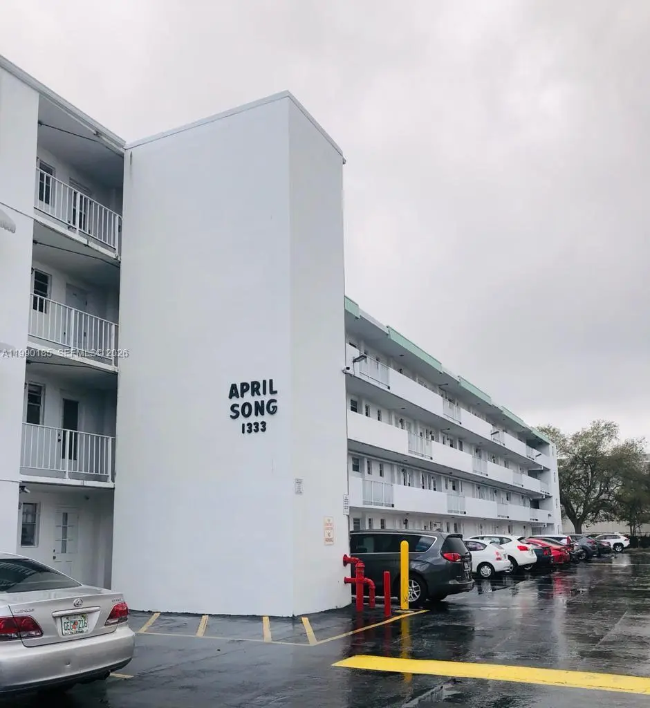 1333 E Hallandale Beach Blvd #223