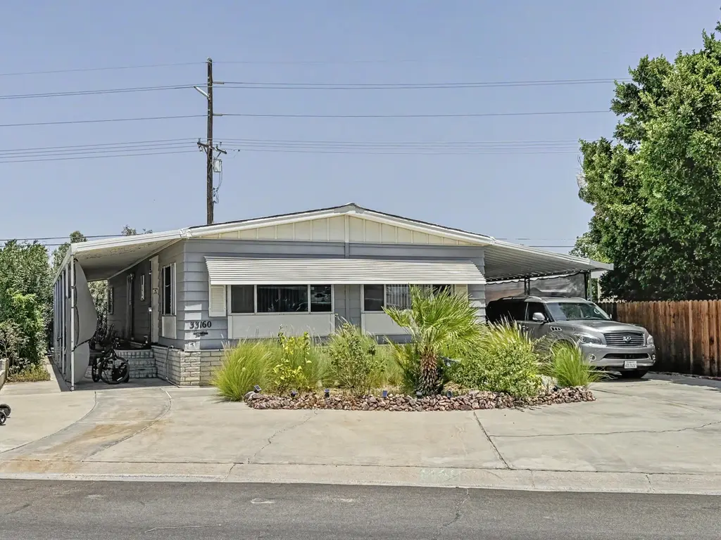 33160 Westchester Dr