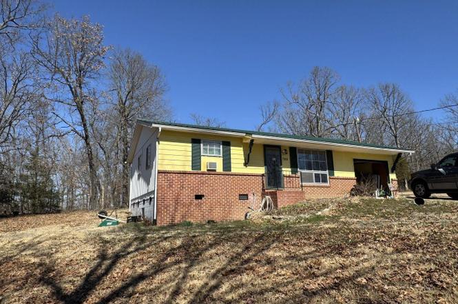 709 Owl Dr