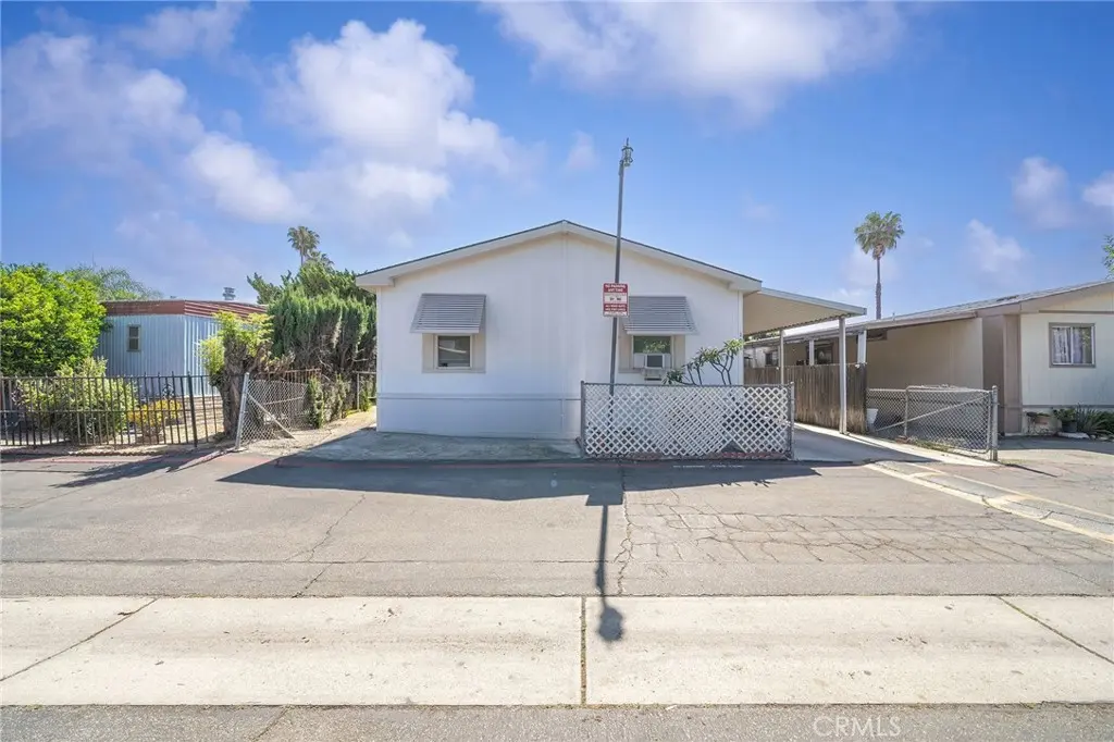 1401 W 9th #103