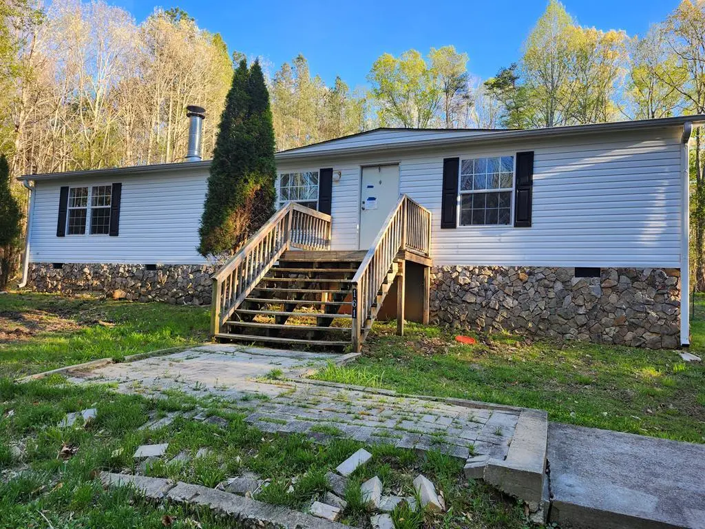 161 Carriage Hill Rd