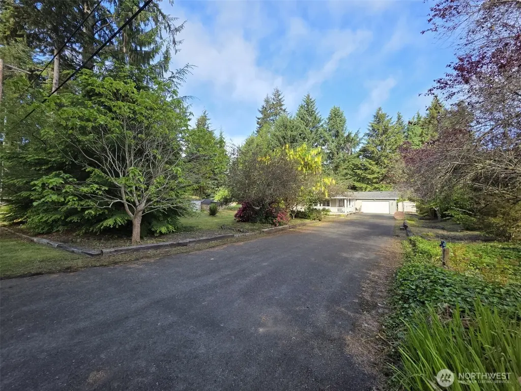 209 Fairway Dr