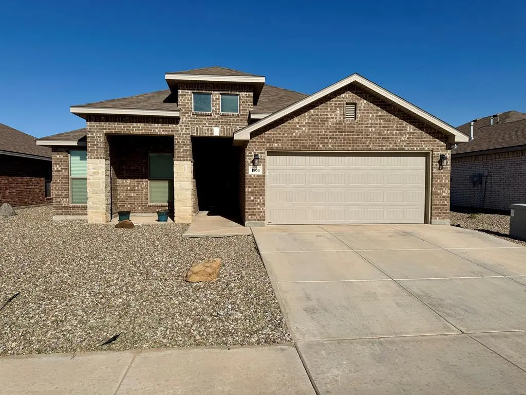 1303 Masquerade Blvd