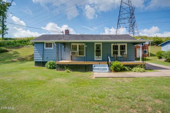 222 Smith Hollow Rd
