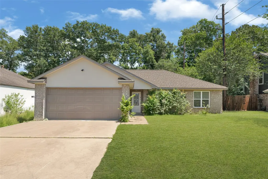 4814 Pine Cliff Dr