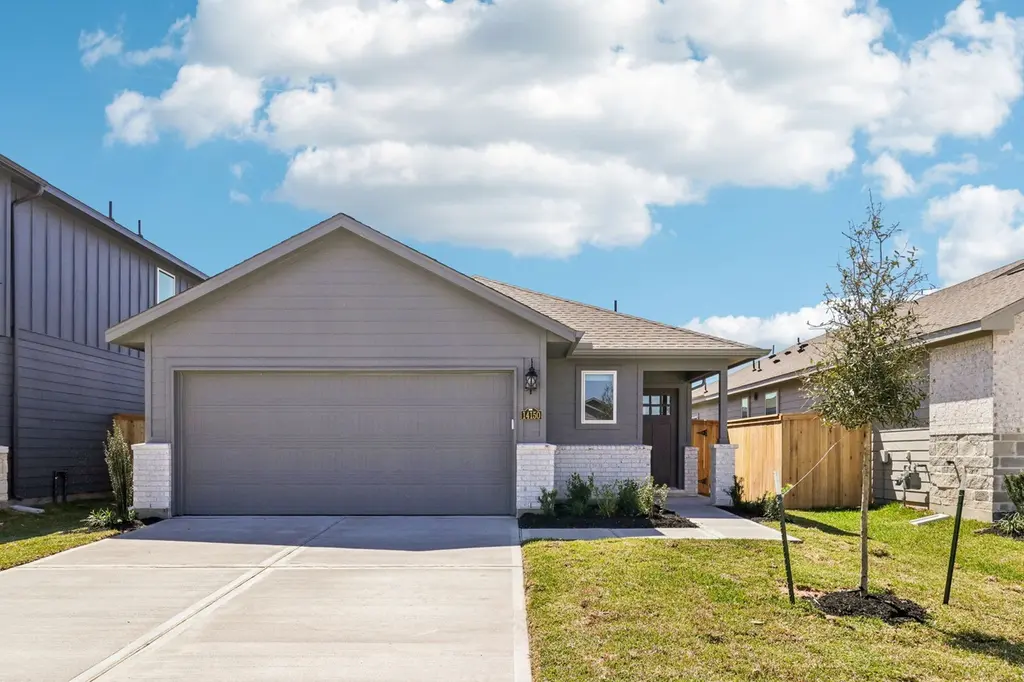 14150 Granger Pointe