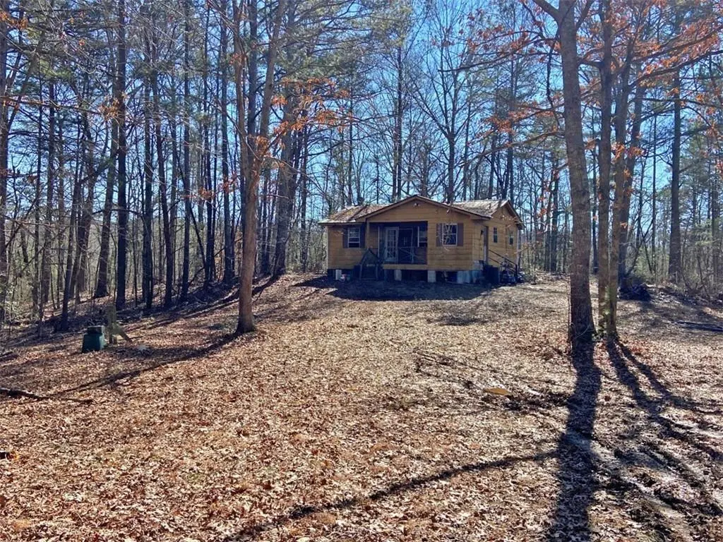 1394 Hwy. 136 W
