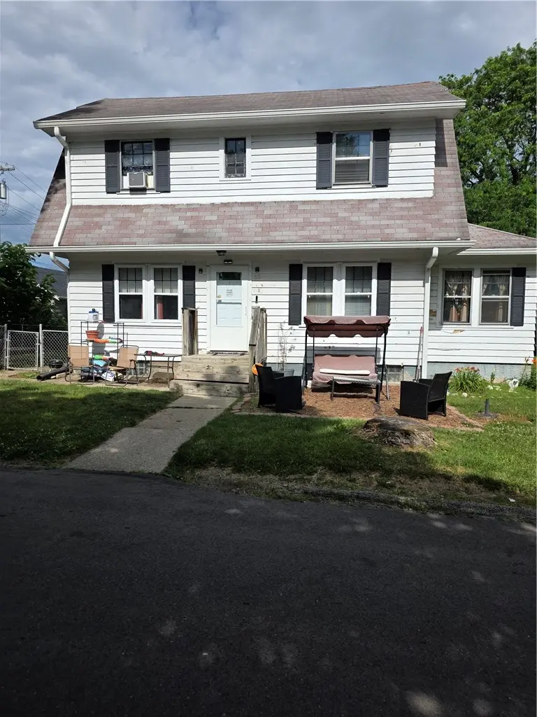 55 Ashwood Ave
