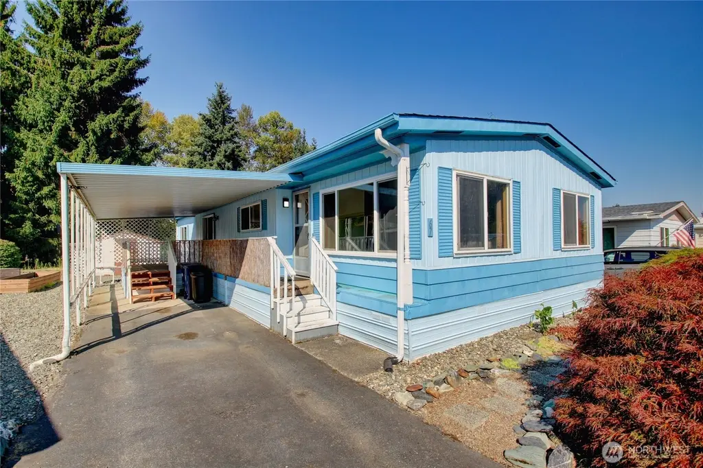 2725 E Fir St #67