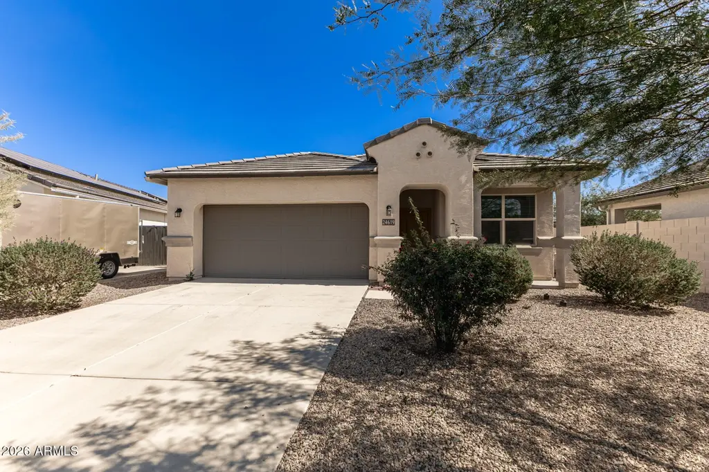 24619 N Barn Cir