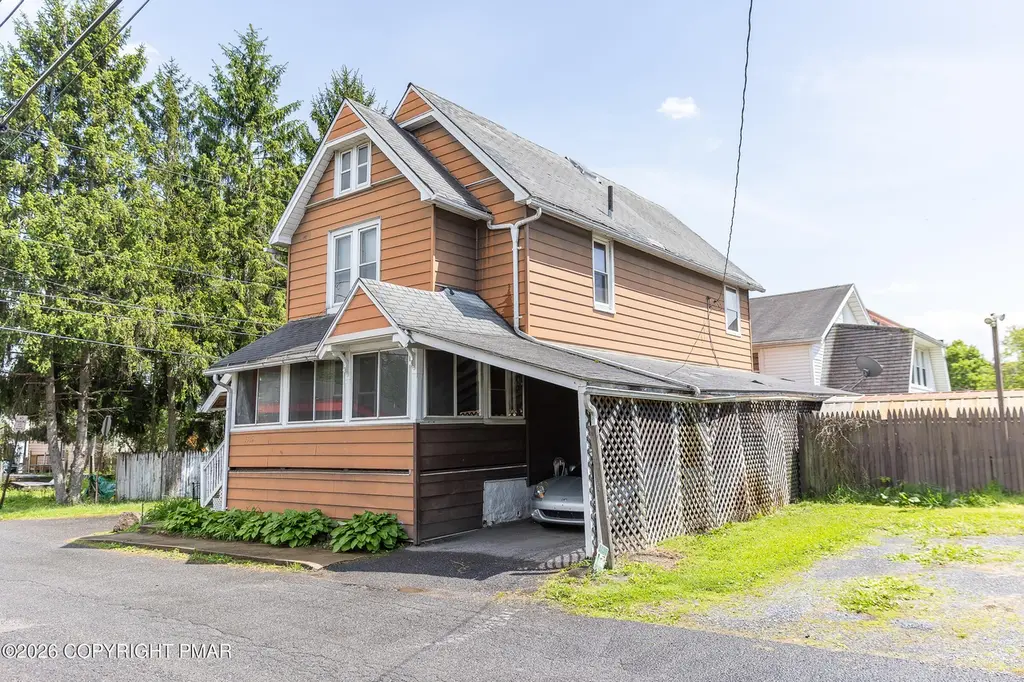 1315 Aubrey Pl