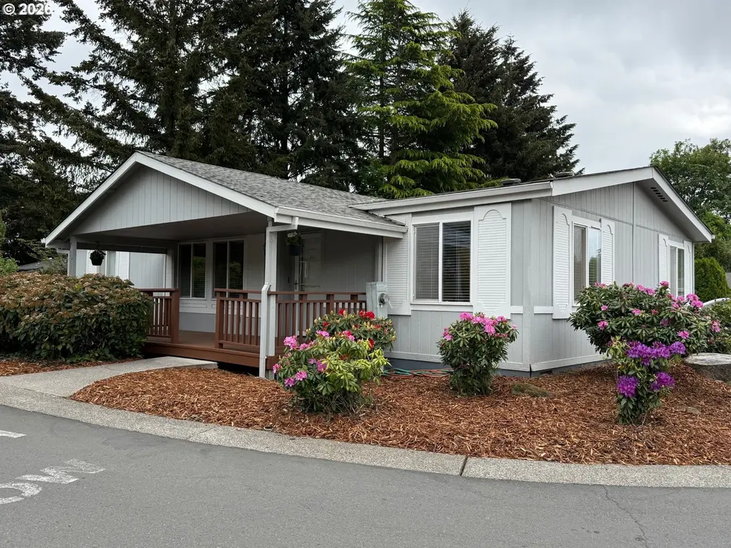 5701 NE St Johns Rd #64