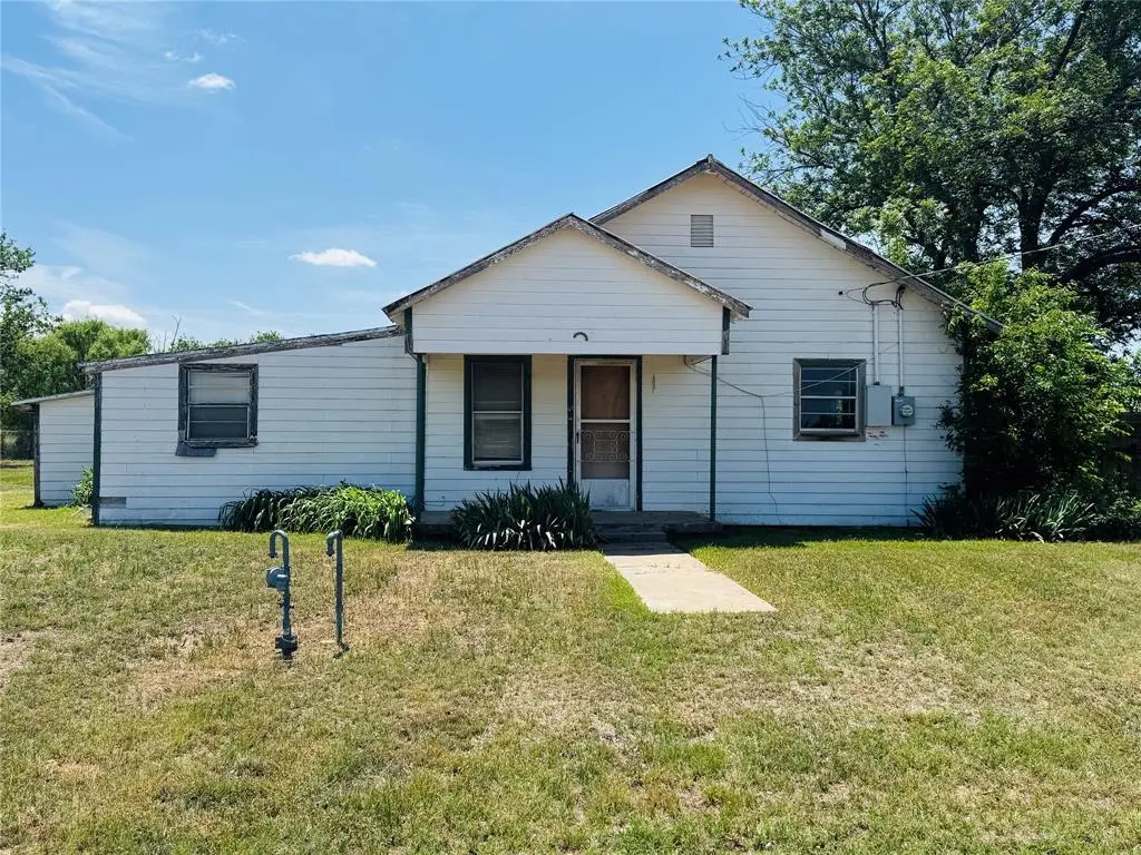 300 S 3rd St E