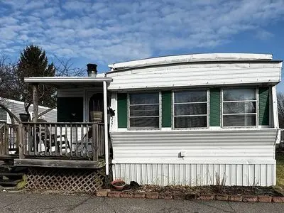 557 Lesperance Dr