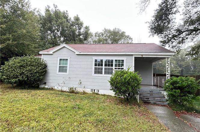 511 Avondale Ct
