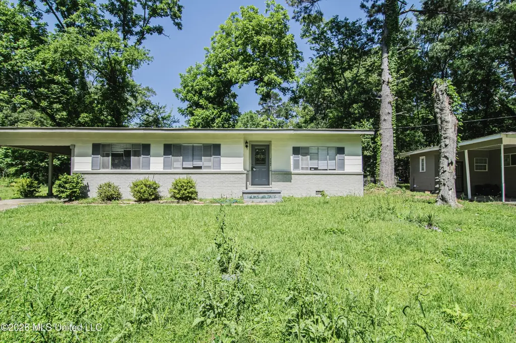 4256 Oaklawn Dr