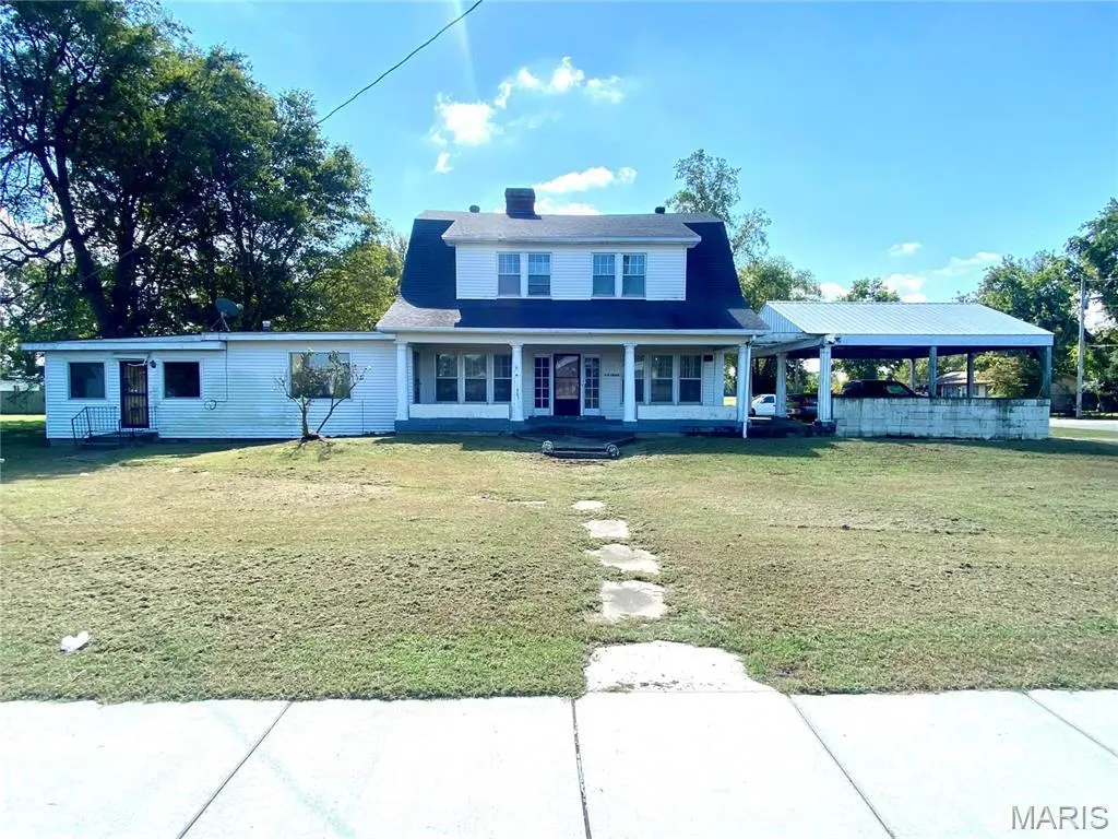 101 E Cedar St