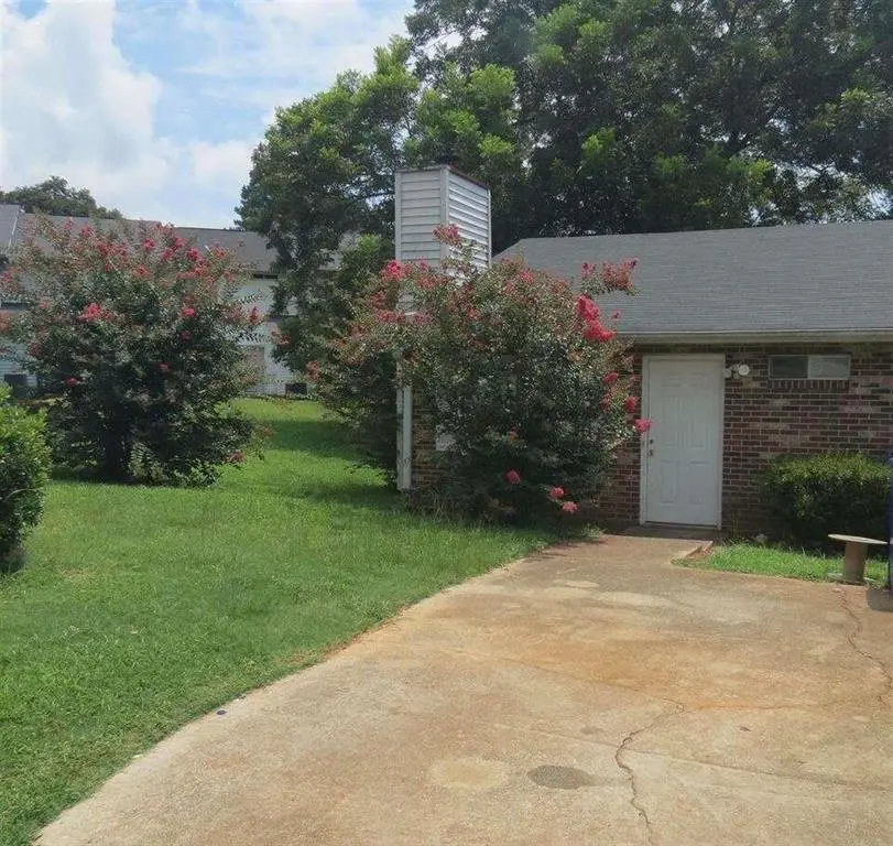 1755 Fox Chase Ct