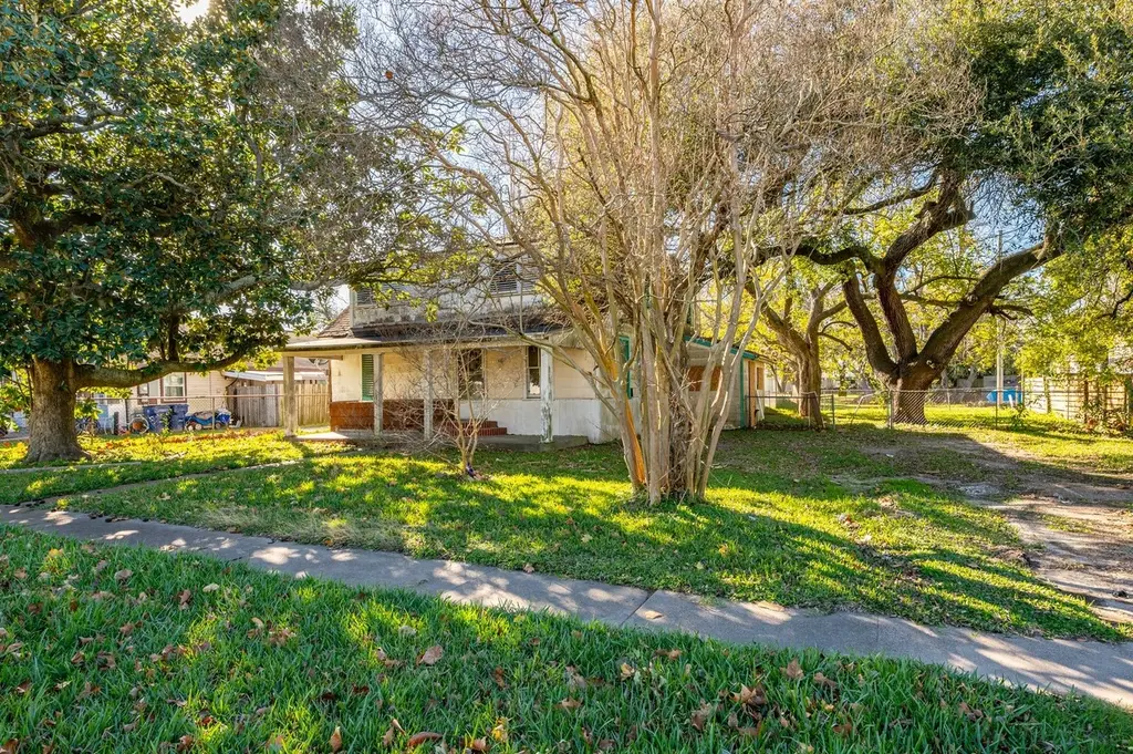 411 Ml King Jr St