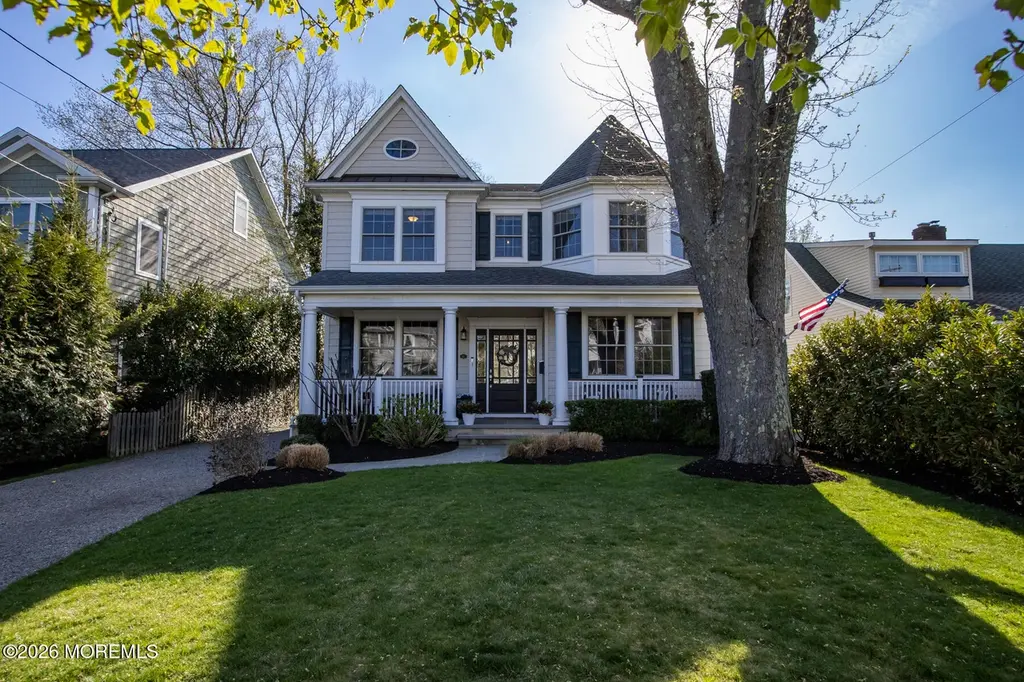 42 Forrest Ave