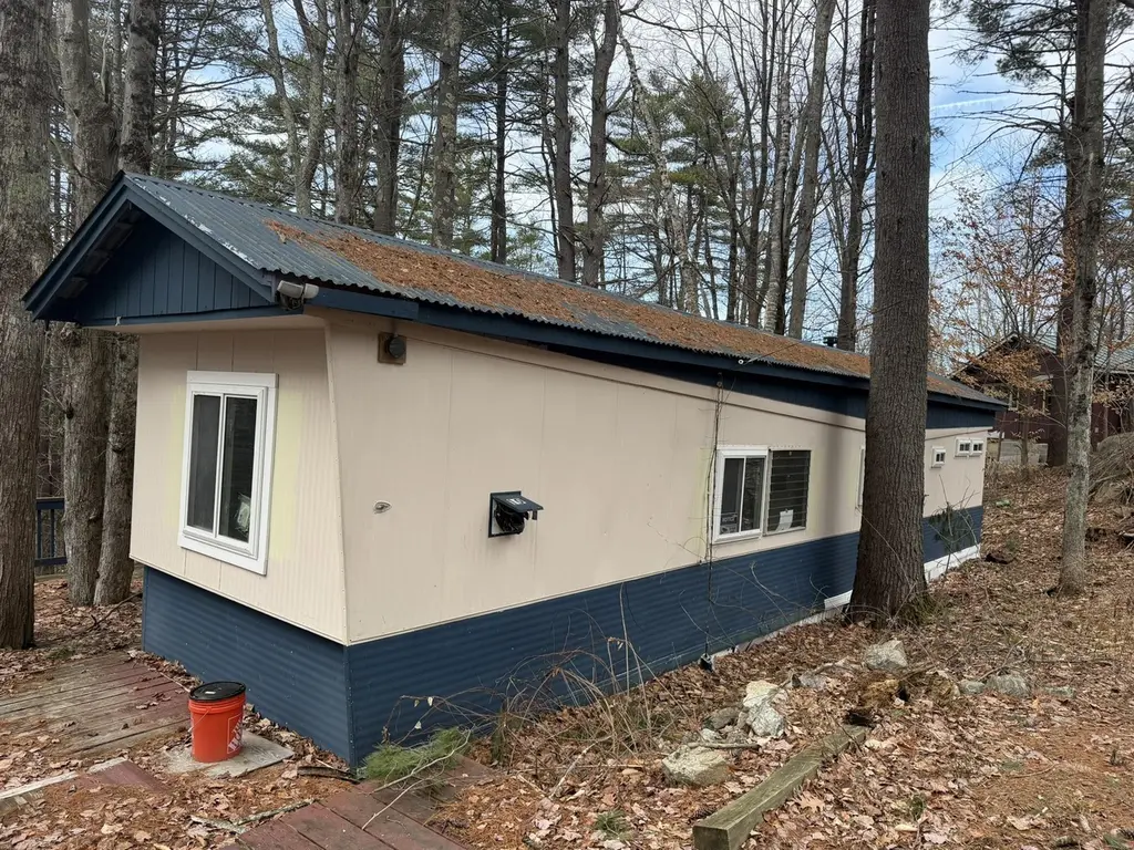 10 Lancer Ln