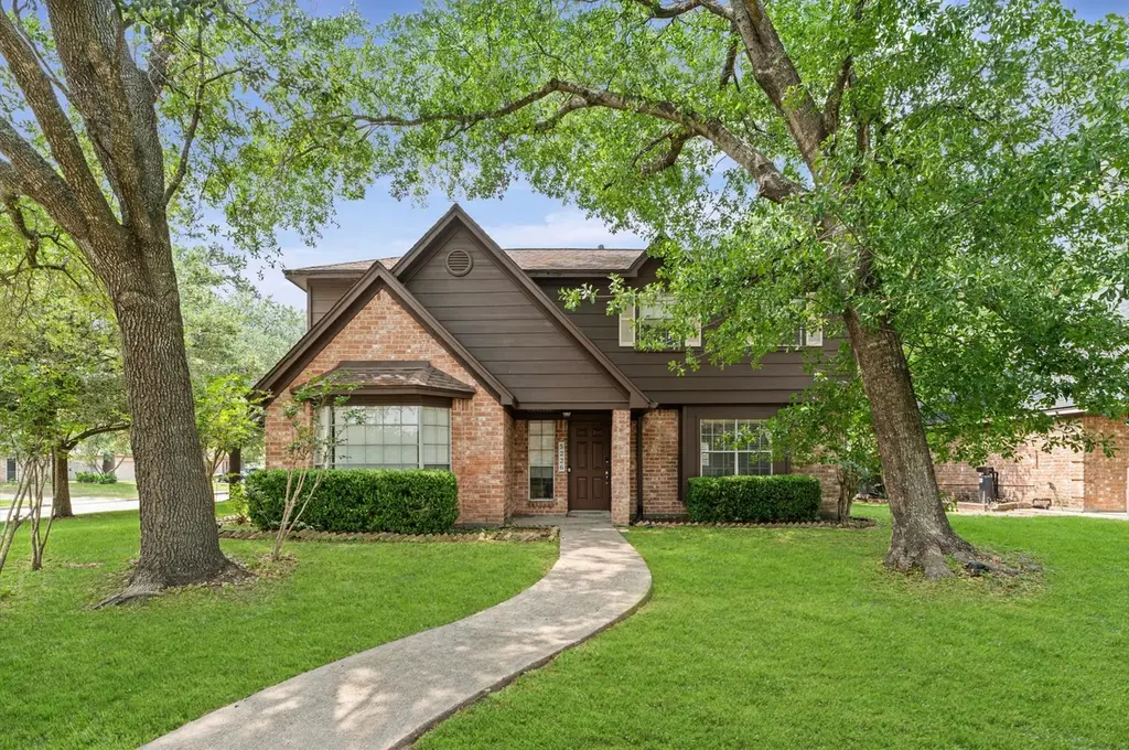 5226 Brownlee Ln