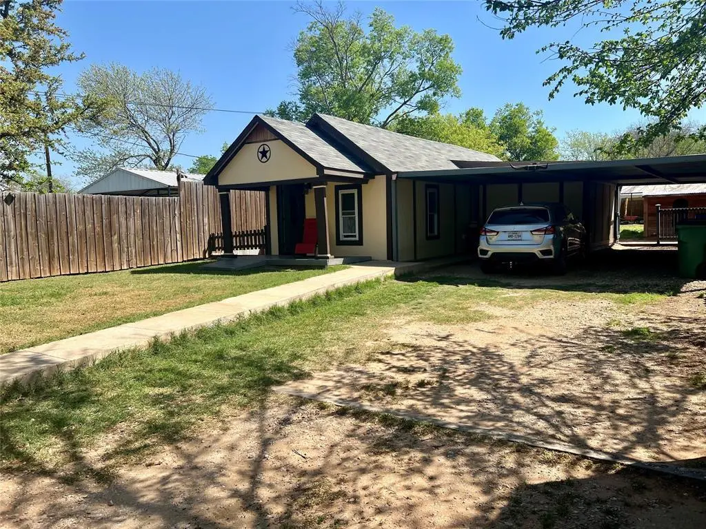 716 Baylor St
