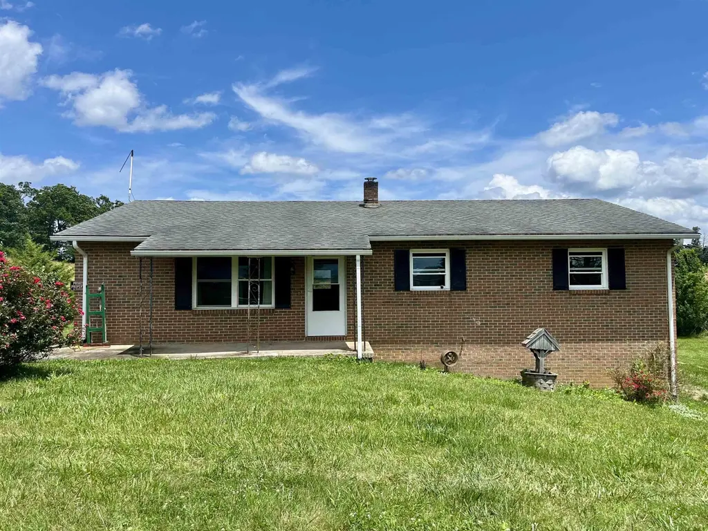 504 Steeles Fort Rd