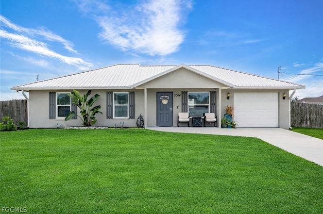 3004 W Briarwood Cir