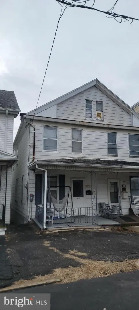 1151 Poplar St