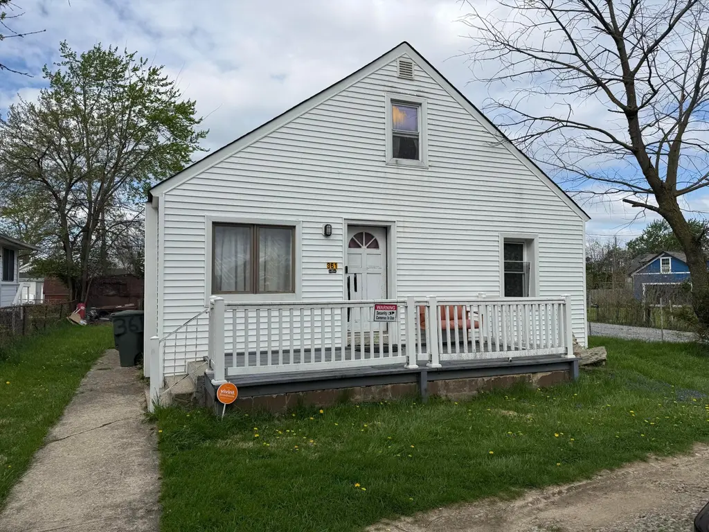 361 N Algonquin Ave