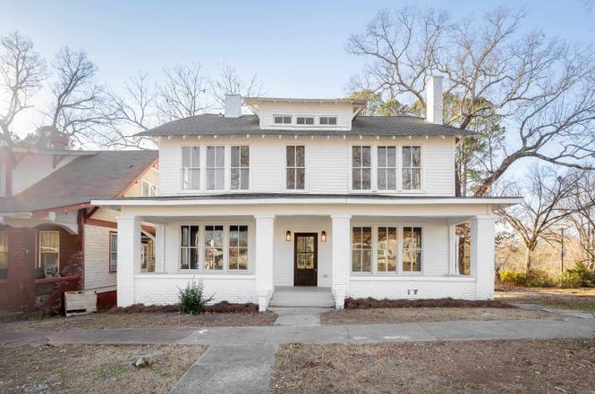 709 Austin Ave