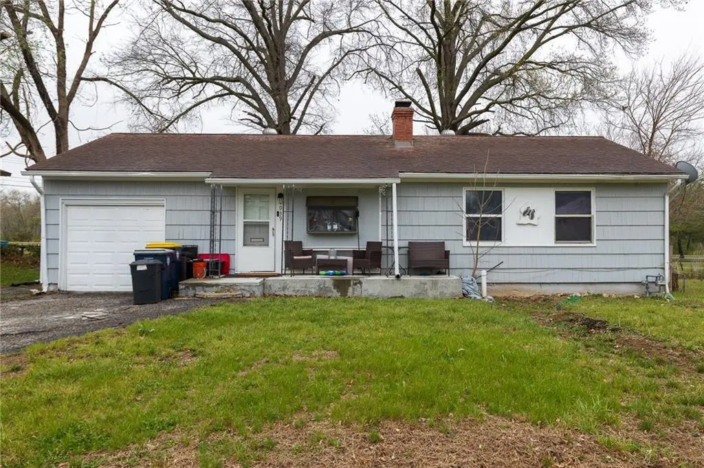 4039 Hardesty Ave