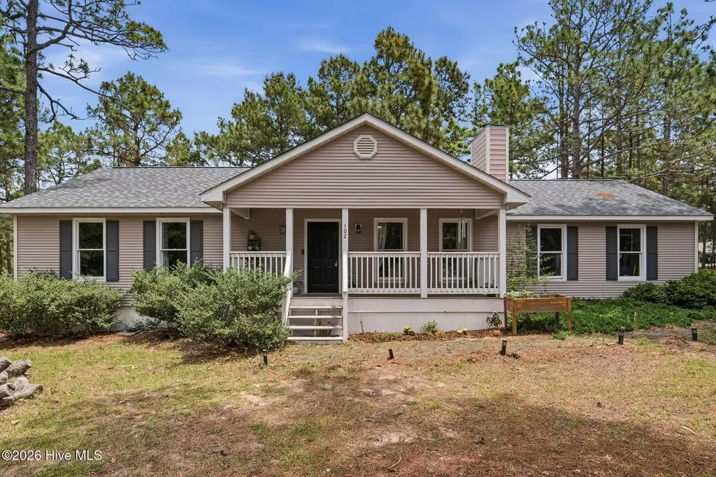 102 Pinesage Dr