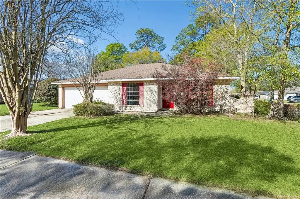 319 Somerset Dr