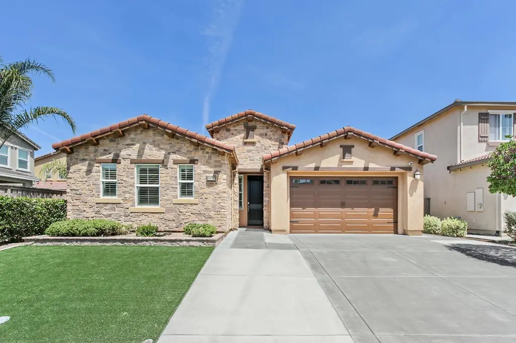 9832 Allen Ranch Way