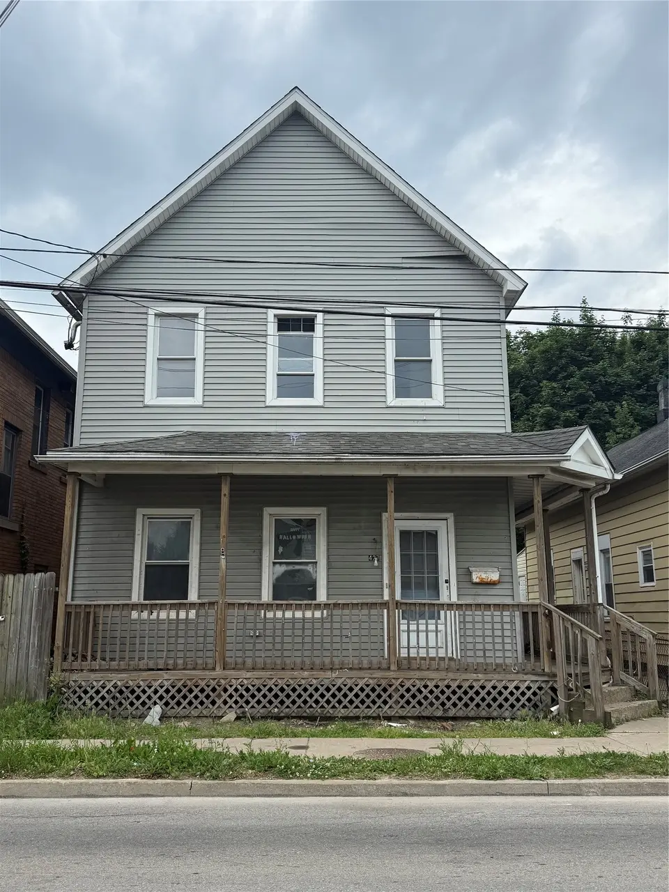 427 W 18th St