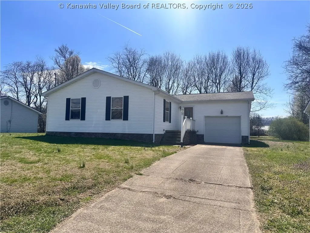 264 Hawthorne Ln