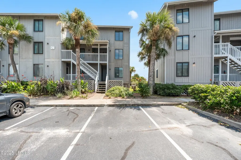 6 Cedar Reef Dr Unit C201-B