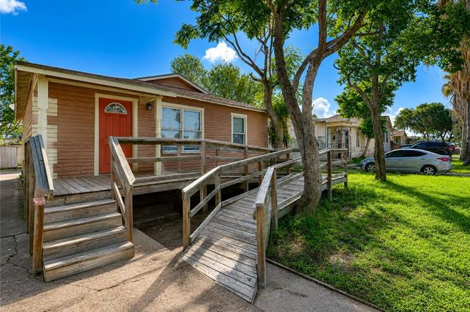 1714 Islla Dr