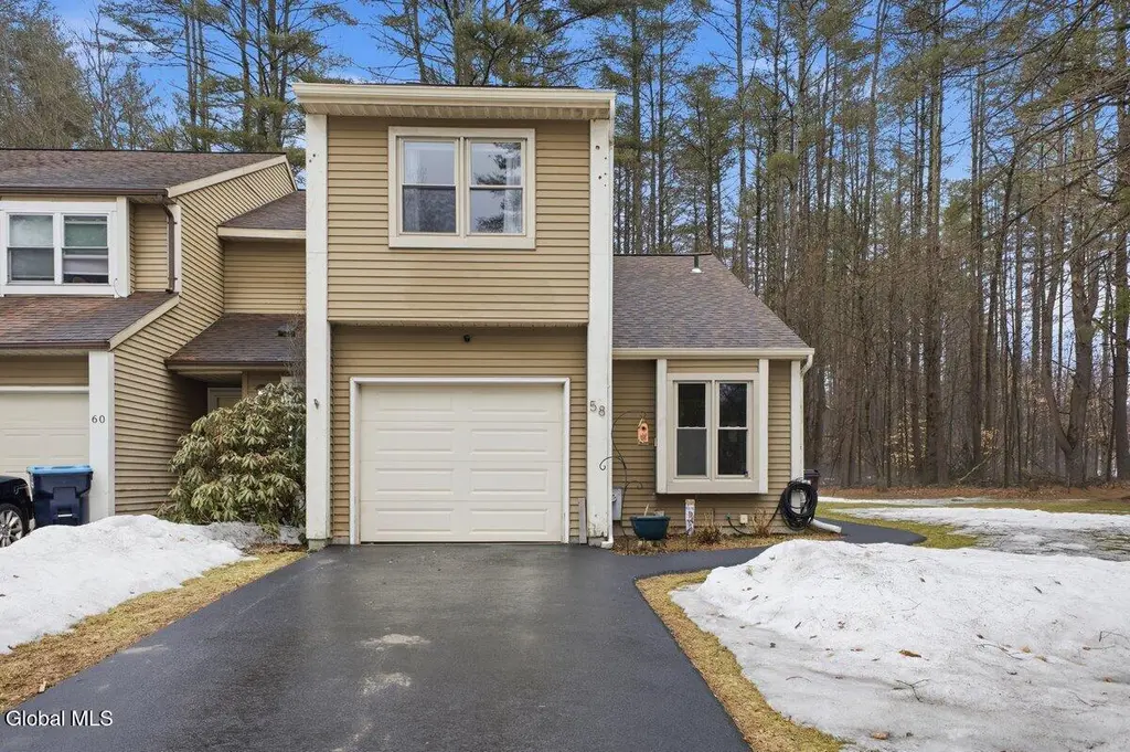 58 Castleberry Dr