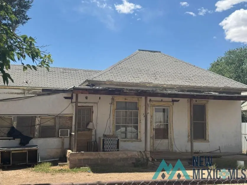 317 W Dallas Ave