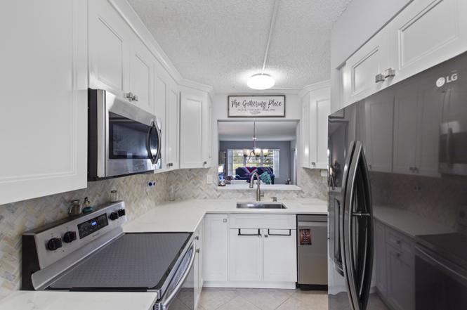 5620 Spindle Palm Ct Unit B