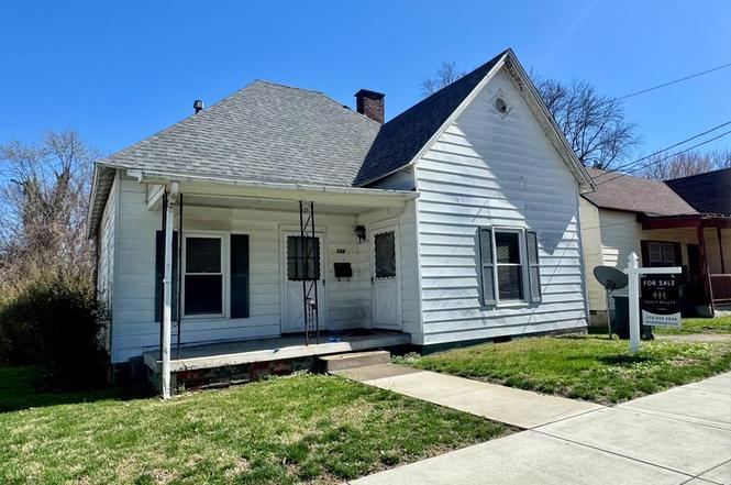 234 Lawrence St