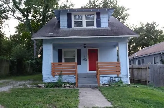 7012 S Benton Ave