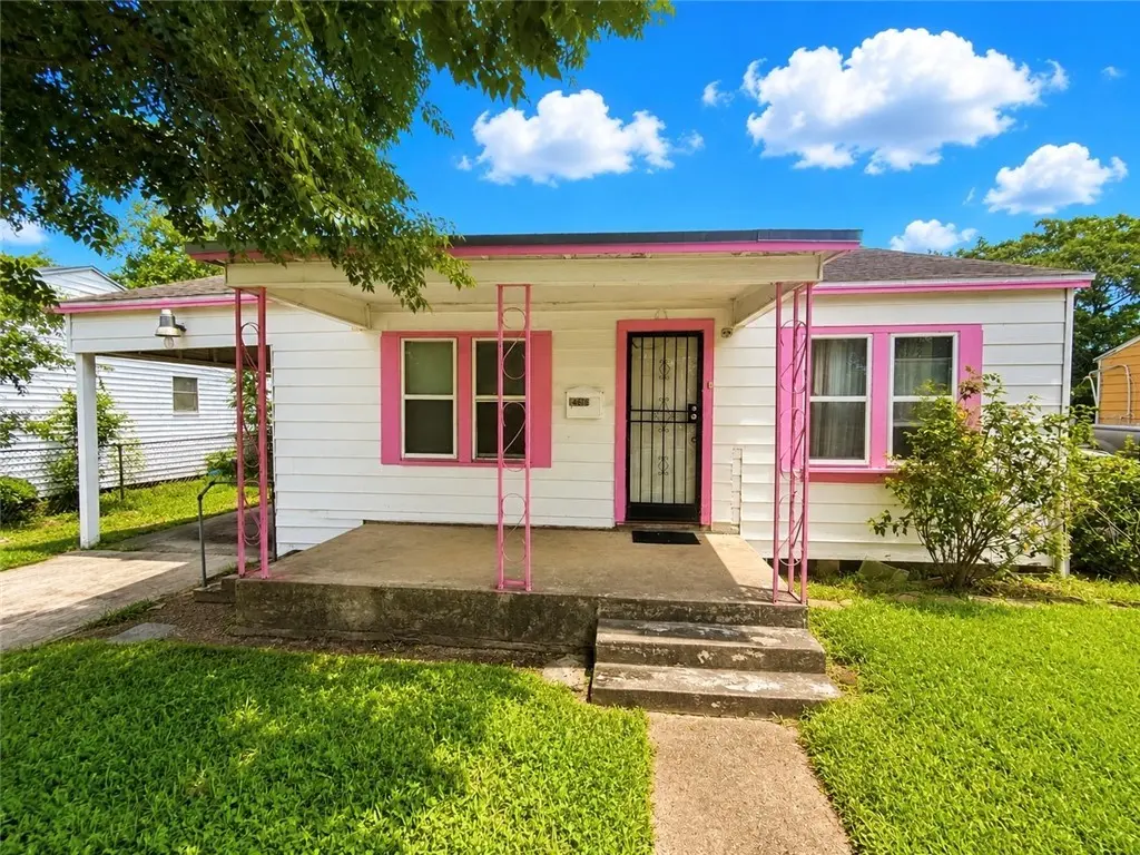 4613 Valdez Dr