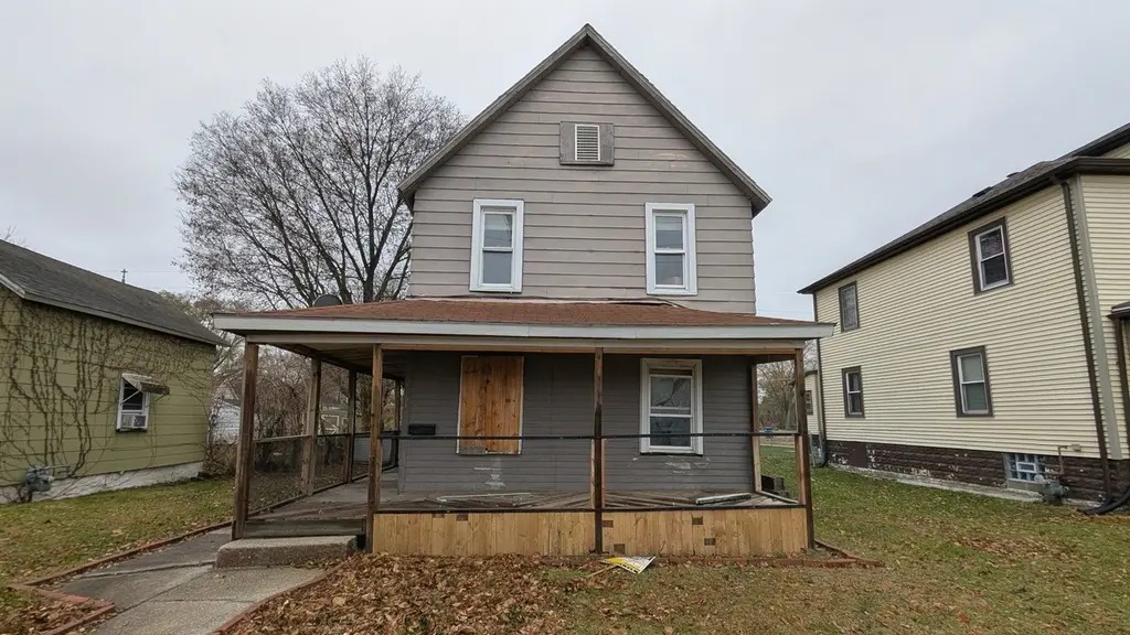 241 N West Ave