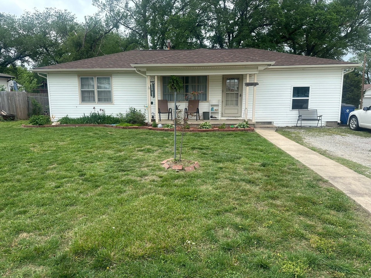 145 N Ohio