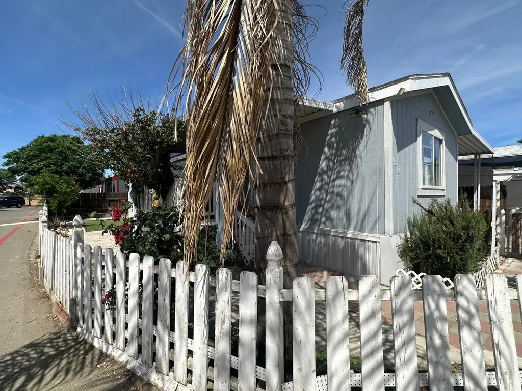 1215 Michelle Way #32